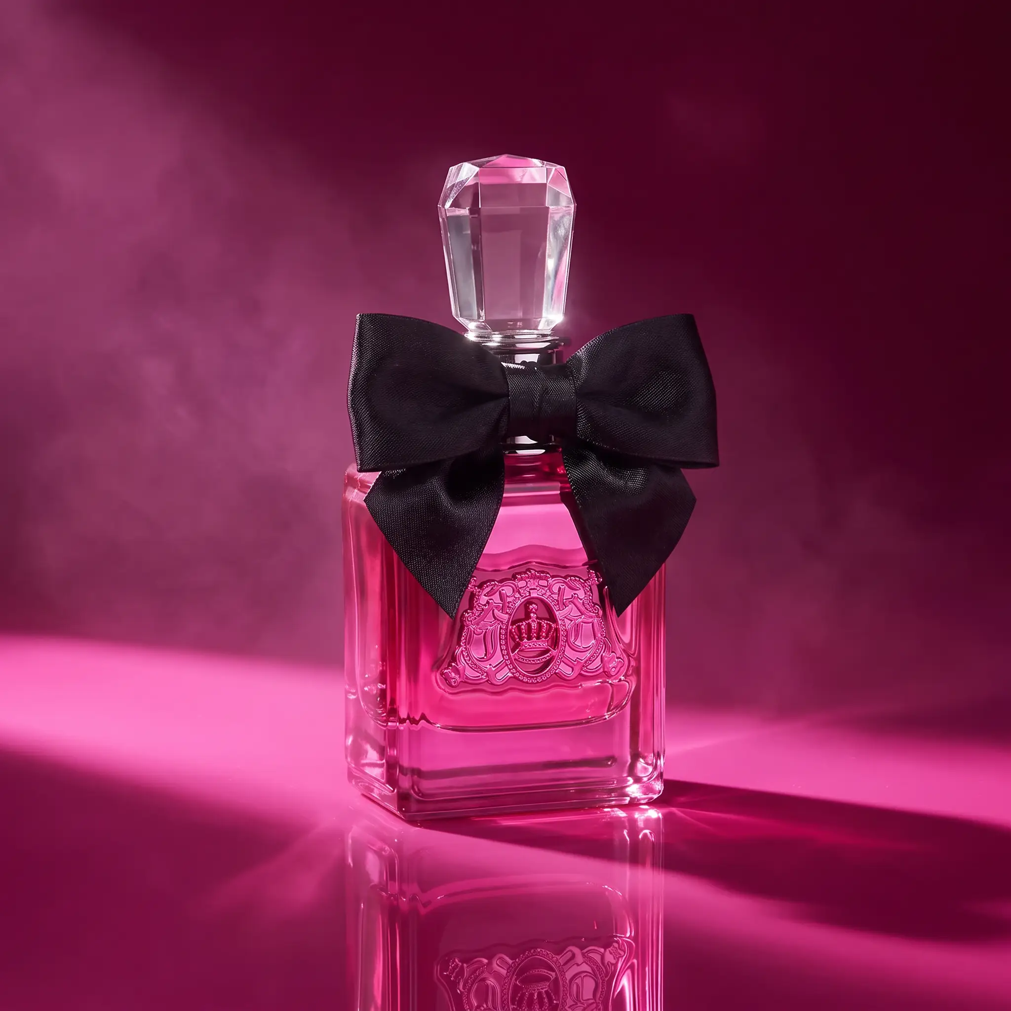 Juicy Couture Viva La Juicy Noir Eau de Parfum - styled