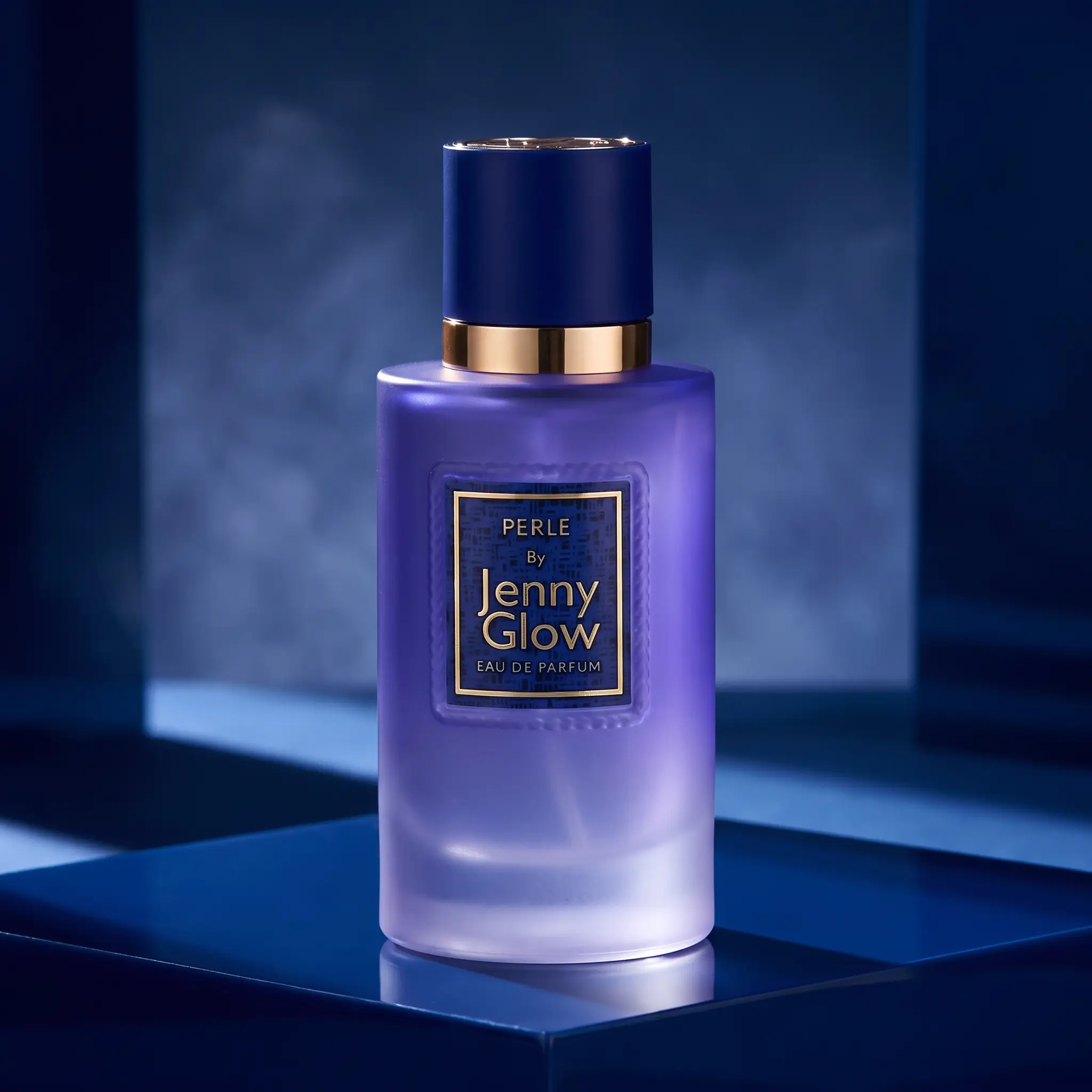 Jenny Glow Perle Eau de Parfum - styled
