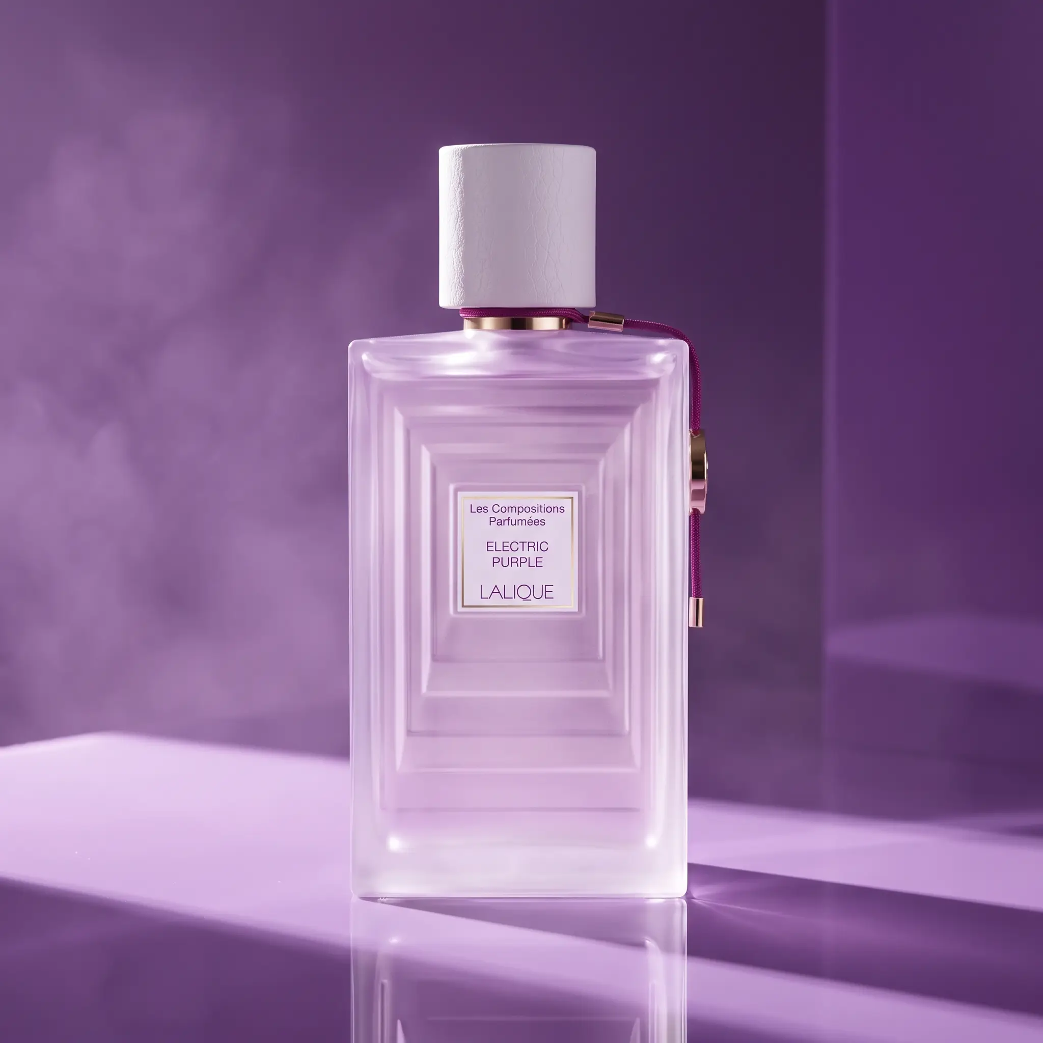 Lalique Les Compositions Parfumées Electric Purple Eau de Parfum - styled