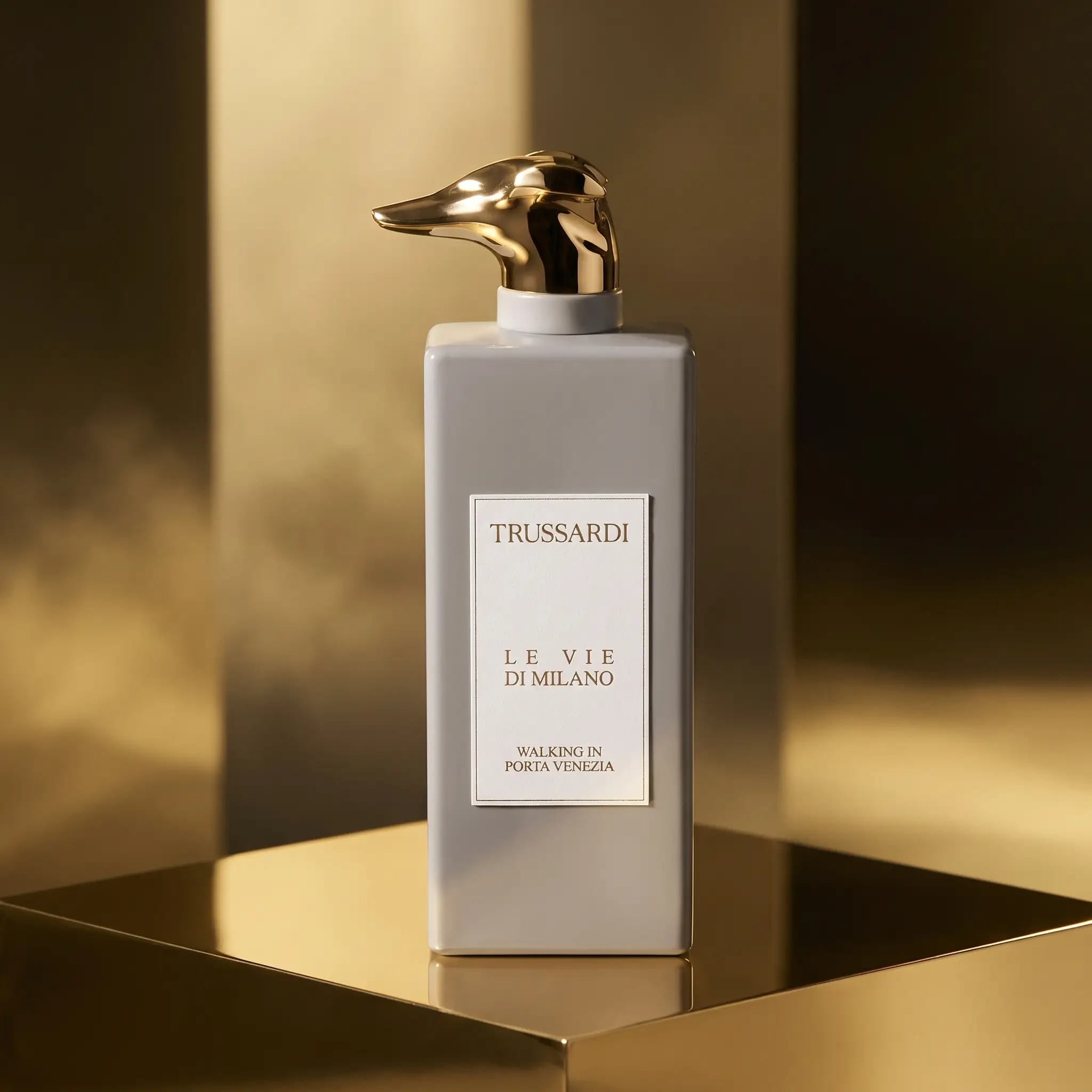Trussardi Walking in Porta Venezia Eau de Parfum - styled