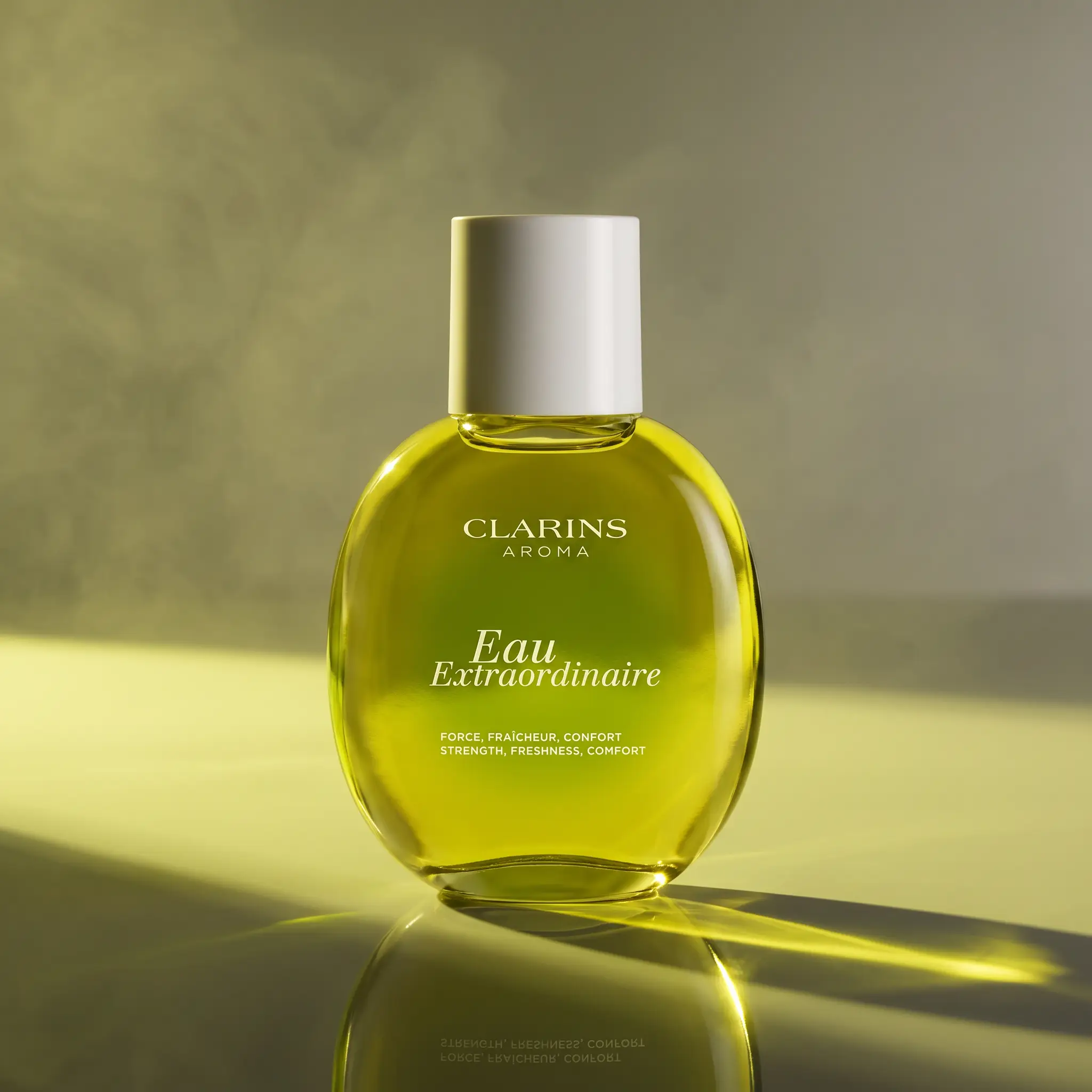 Clarins Eau Extraordinaire Eau de Parfum - styled