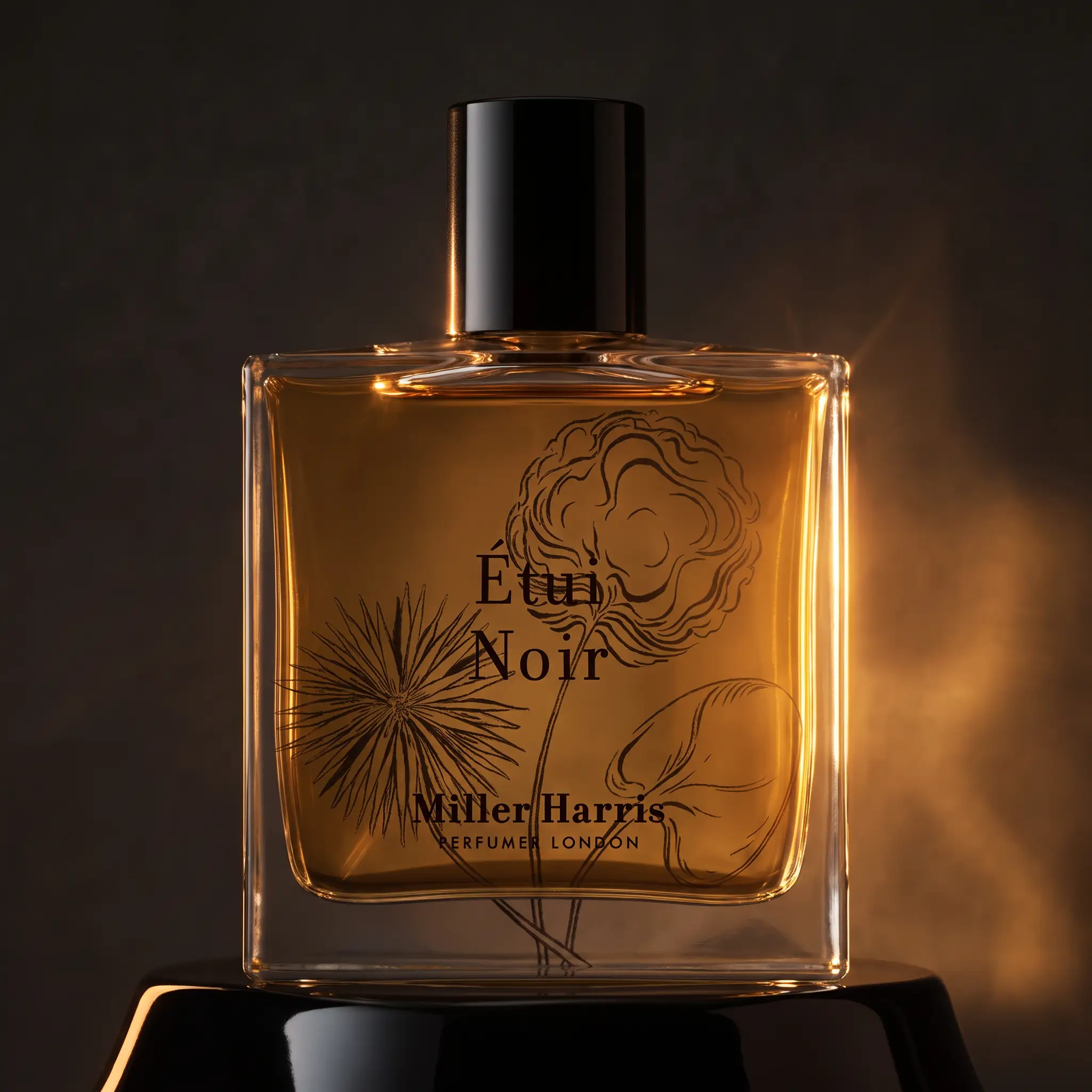 Miller Harris Étui Noir Eau de Parfum - styled